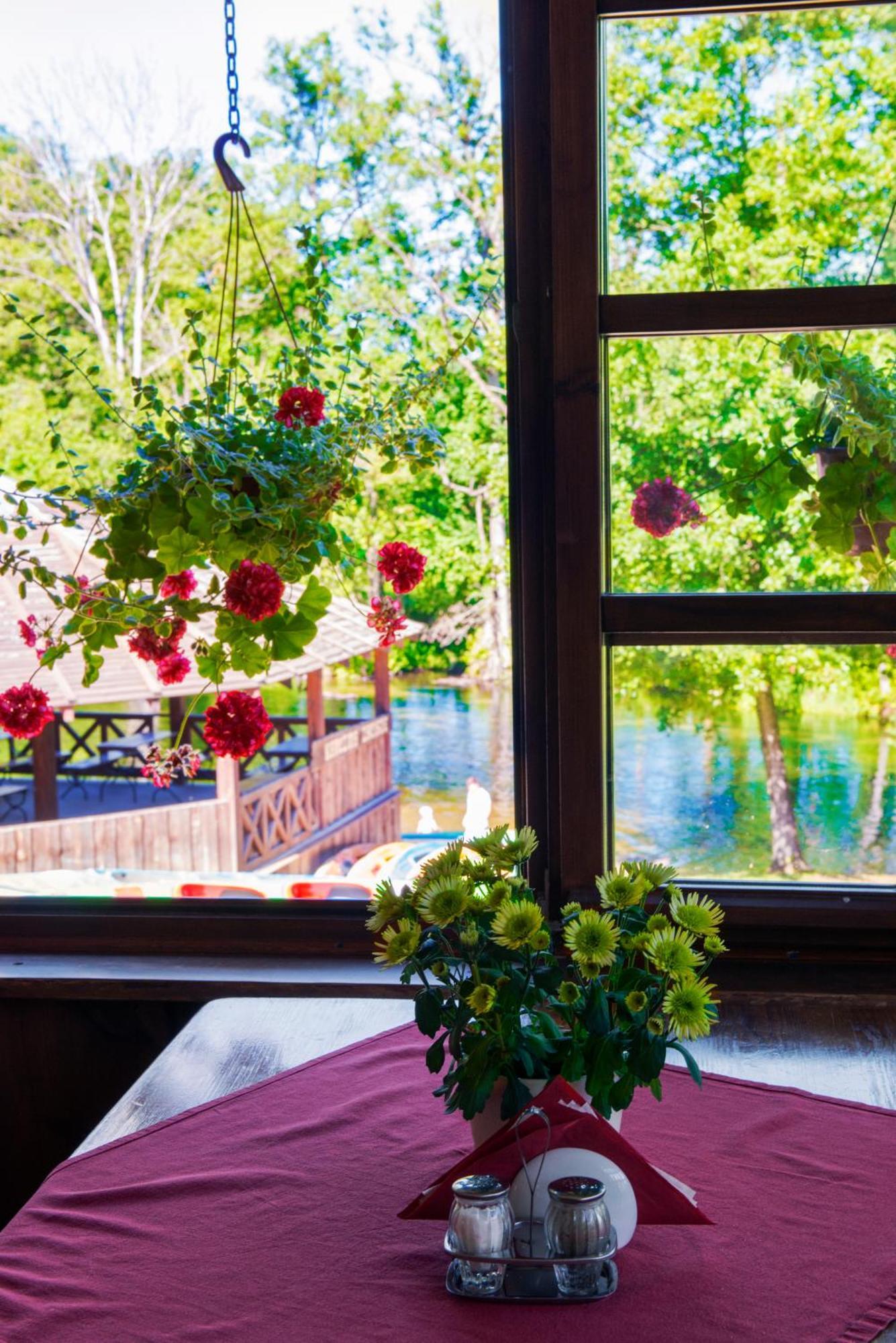 Karczma Zacisze Bed and Breakfast Krutyń Buitenkant foto