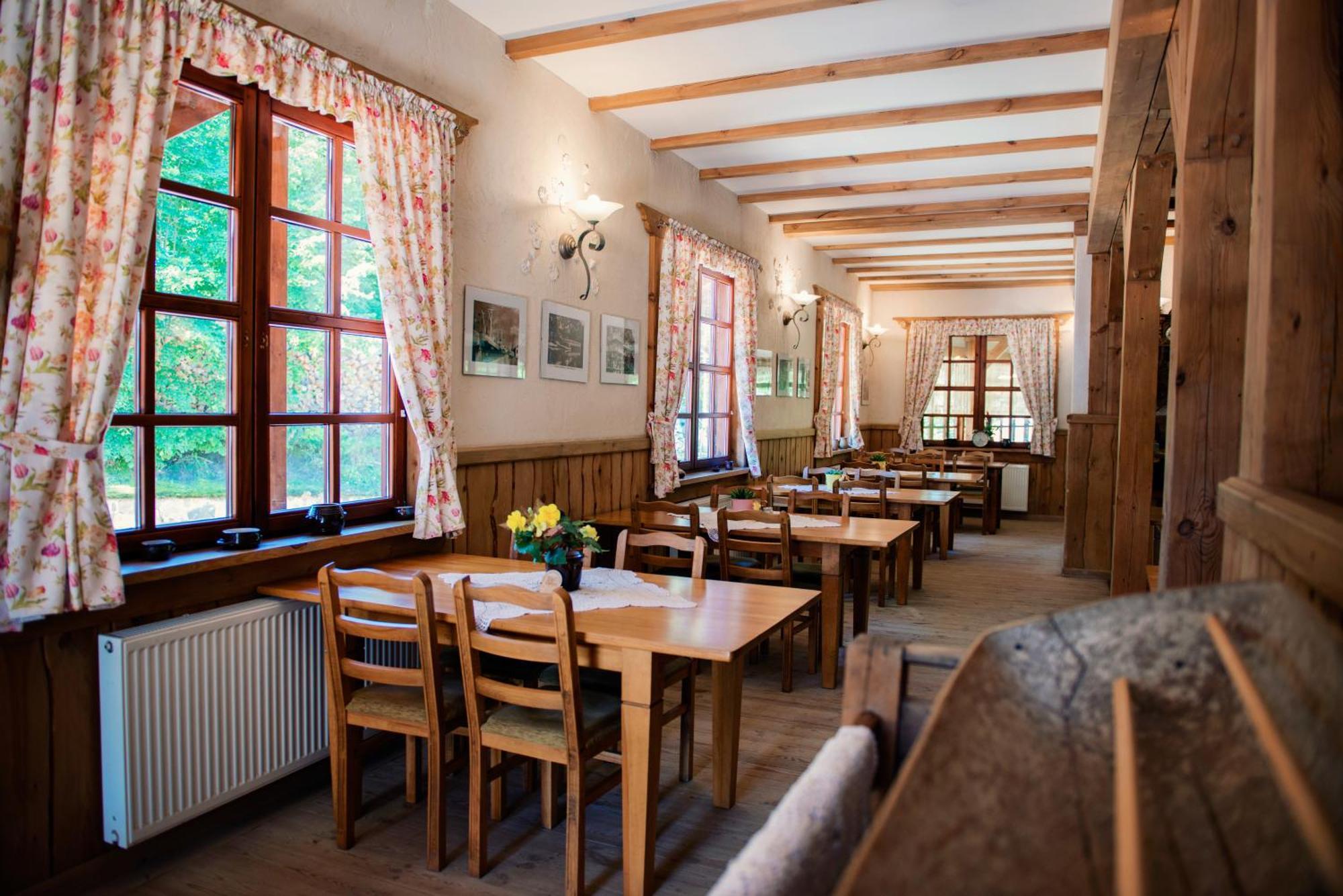 Karczma Zacisze Bed and Breakfast Krutyń Buitenkant foto