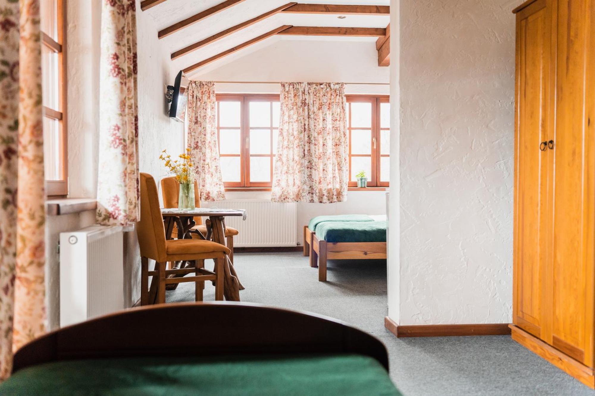 Karczma Zacisze Bed and Breakfast Krutyń Buitenkant foto